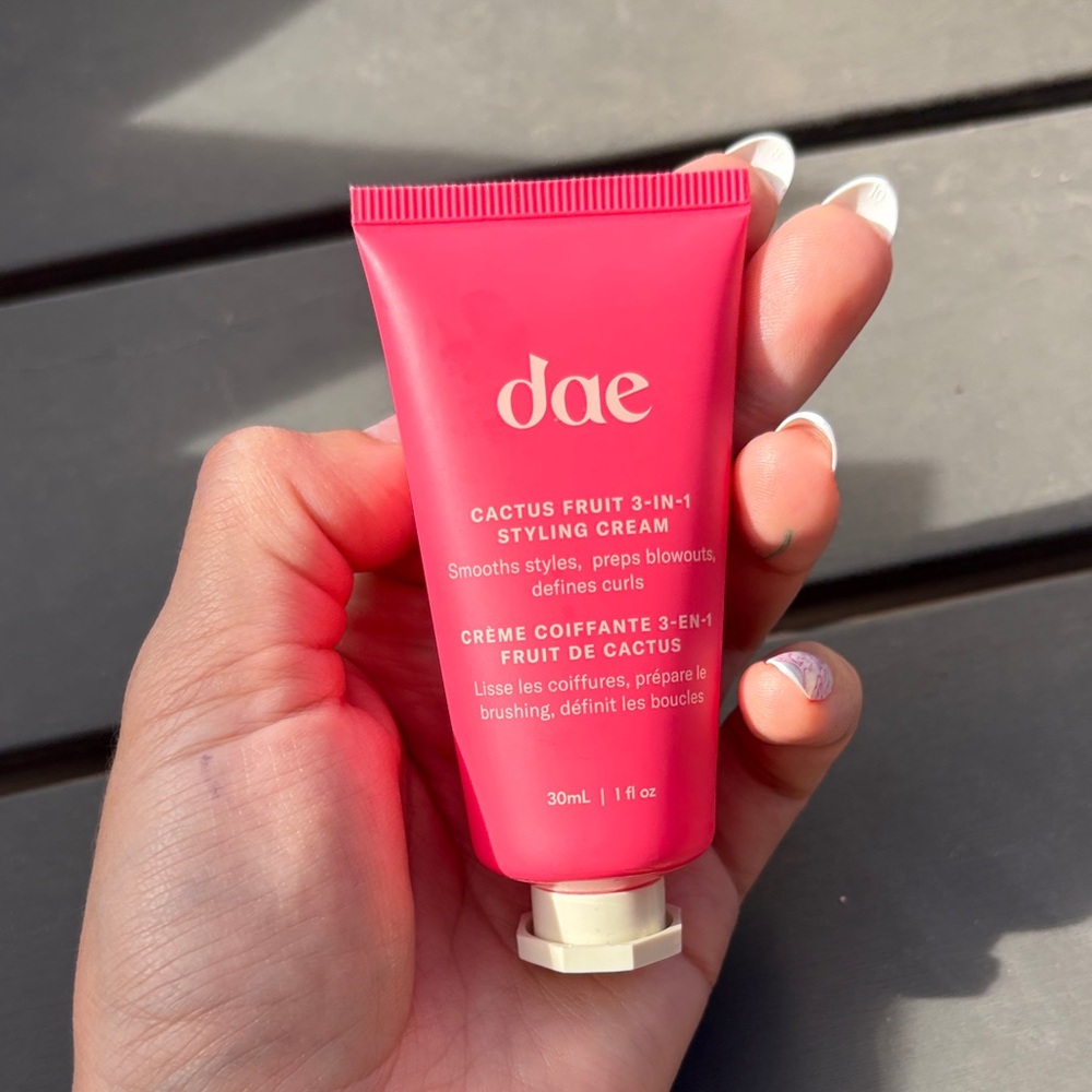 dae Cactus Fruit 3-in-1 Styling Cream — Pink